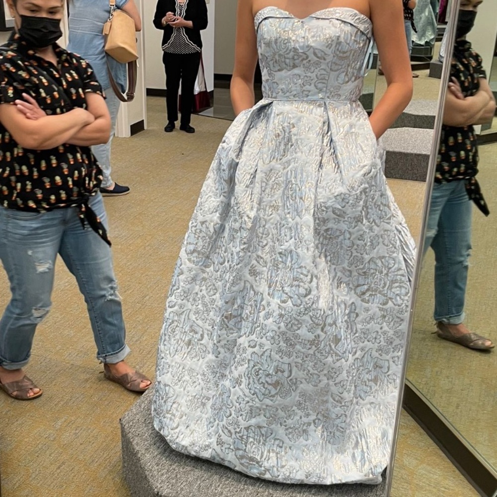 Baby blue dress